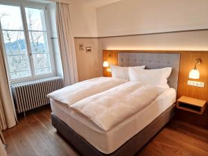 Letto o letti in una camera di Hotel Weissenstein