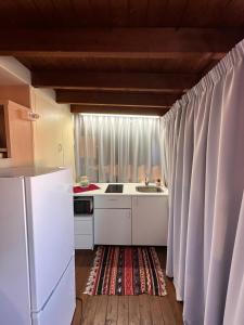 A kitchen or kitchenette at Relax House 14