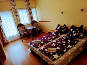 Posteľ alebo postele v izbe v ubytovaní Haus Maria Appartements