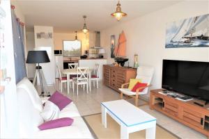 Fotografia z galérie ubytovania Superbe appartement avec WIFI, petite vue mer à TREGASTEL - Réf 26 v destinácii Trégastel