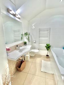 Een badkamer bij Apartment Mia - Old Town