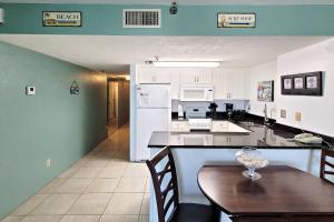 Fotografie z fotogalerie ubytování Sunglow Resort Condo Unit #206 v destinaci Daytona Beach Shores