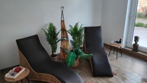 Ein Sitzbereich in der Unterkunft Ihr Ferien Hotel Brunnenhof
