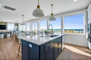 Kuchyň nebo kuchyňský kout v ubytování Karefree