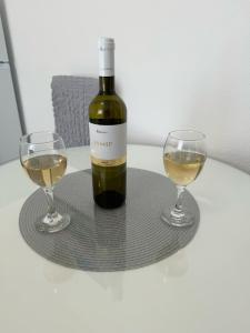 Gallery image of Apartmani Komparic in Baška Voda