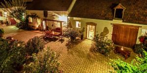 A garden outside Winzerhof Agerlhof