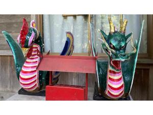 a group of colorful glass vases sitting on a shelf at Nakanoyu Onsen Ryokan - Vacation STAY 06683v in Matsumoto