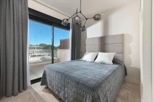 Posteľ alebo postele v izbe v ubytovaní Penthouse with ocean view 4 bedrooms apartment