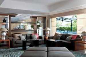 Posezení v ubytování Courtyard by Marriott Rome Central Park