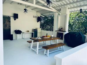 Istumisnurk majutusasutuses Guest house in Altos del Maria