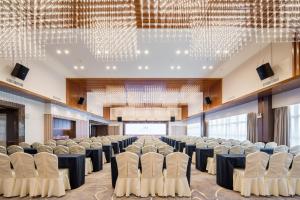 Zona business o sala conferenze di Mehood Elegant Hotel Guangzhou Baiyun Airport Huadu Cultural Tourism City