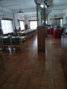 Εστιατόριο ή άλλο μέρος για φαγητό στο Tashi Yarphel