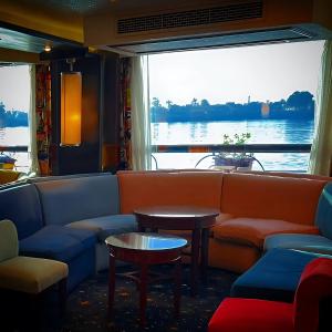 Posezení v ubytování Nile CRUISE NPS Every Friday from ASWAN 3 nights & every Monday from LUXOR 4 nights