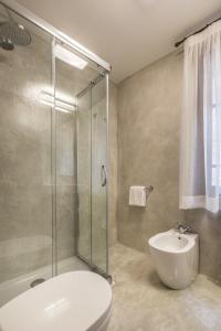Ett badrum på Ca' Del Monastero 5 Collection Cosy Apartment for 4 Guests