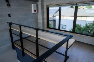 Yiyi Villa Awaji 淡路島西海岸夕日百選のvilla BBQ釣りゴルフ的阳台或露台