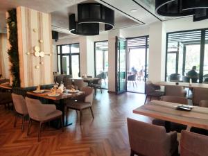Area soggiorno di Hotel & Restaurant White City