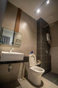 Kupatilo u objektu Seaview Urban suites Georgetown @Penang