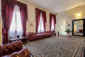 Istumisnurk majutusasutuses Relais Hotel Antico Palazzo Rospigliosi