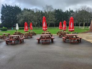 Gallery image of The Oak Baginton in Coventry