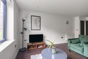 Zona d'estar a Brand New Apartment In The Heart Of York