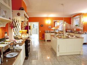 Jídlo v hotelu nebo okolí