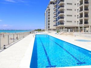 Bazén v ubytování La Manga Beach Club bl 4 2 3C nebo v jeho okolí