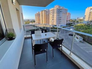 Balkón nebo terasa v ubytování La Manga Beach Club bl 4 2 3C