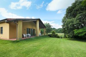 Agriturismo Case in Collina外面的花园