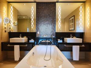 Koupelna v ubytování Hilton Baku