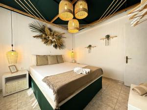 Postel nebo postele na pokoji v ubytování LA Casa Di Lusso N5 - Adults Only + 23 fotografií