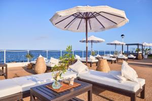 Widok na morze z tego hotelu