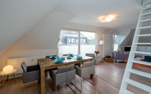 Posezení v ubytování Ferienwohnung Seefeder