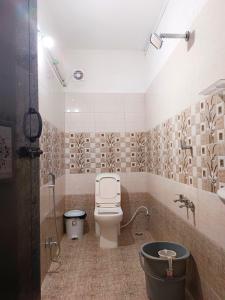 Gallery image of AYYAN RESIDENCY in Alāndurai