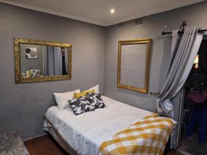 Imagine din galeria proprietății Bono Luxury Guesthouse în Rustenburg