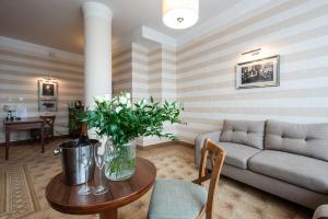 Posezení v ubytování Hotel Esperanto + 37 fotografií