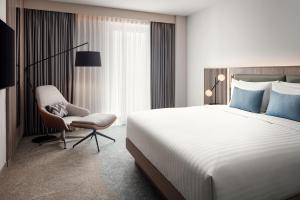 Postel nebo postele na pokoji v ubytování Courtyard by Marriott Yerevan
