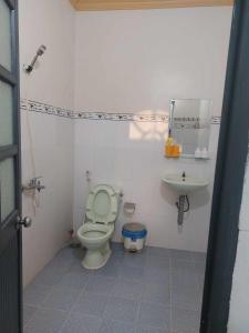 Phòng tắm tại Sunny Homestay