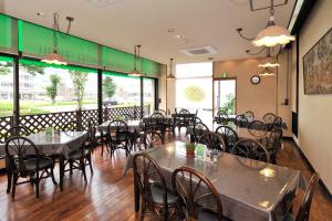 Restoran või mõni muu söögikoht majutusasutuses Hotel Keifuku Fukui Ekimae