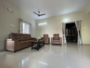 Gallery image of SSN Home Stays in Tirupati Near Alipiri in Tirupati