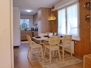 Kuchyň nebo kuchyňský kout v ubytování Holiday Home Salzhubelweg by Interhome