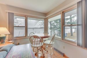 Gallery image of Waterfront Lake Holcombe Getaway with Dock in Conrath +22 photos