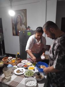 Cibo presso la stanza in casa privata o nelle vicinanze