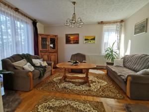 Júlia Apartman 8220 Balatonalmádi, 43 Kisberényi út kép - 2