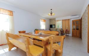 TV a/nebo společenská místnost v ubytování Holiday Home Petra