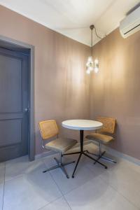 Posezení v ubytování Stylish Retro Suites