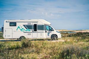 Fotografie z fotogalerie ubytování Campiri Base Prague - motorhomes & RVs rental company v destinaci Tuchoměřice