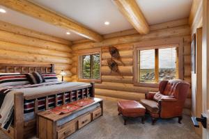 Gallery image of Sunset Magic by KABINO A/C HotTub Near Reservoir Fishing Trails Yellowstone in Island Park