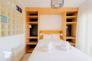 Łóżko lub łóżka w pokoju w obiekcie CostaBlancaDreams Casa Colari 4 in Calpe