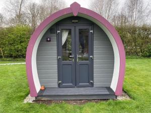 Belle Vista Glamping & Camping外面的花园