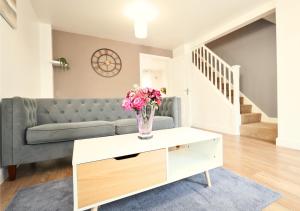 Istumisnurk majutusasutuses Central Getaway House with Parking, Garden, Wi-Fi